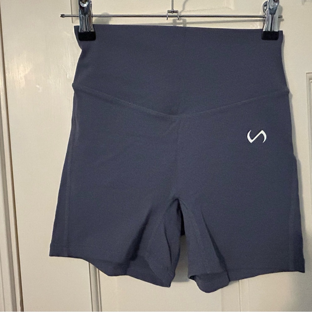 TLF Women's Blue-Gray High-Waisted biker Shorts size small